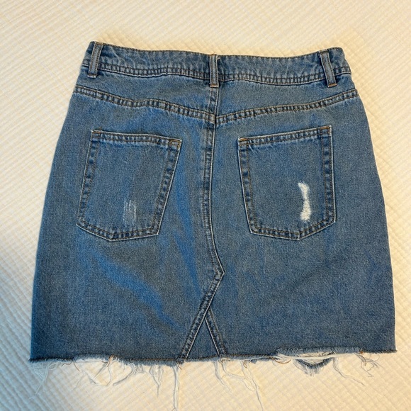 H&M DIVIDED Distressed Denim Skirt - Picture 3 of 3
